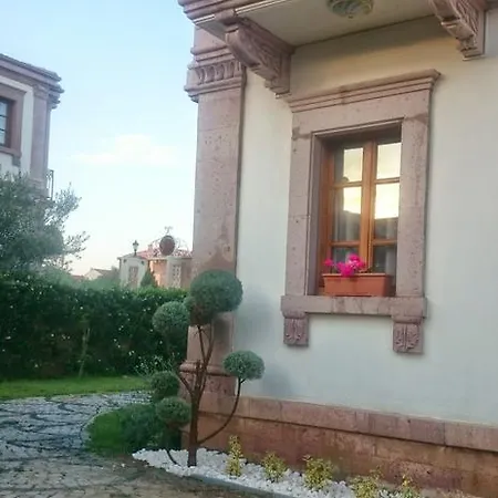 Cunda Vrodi فندق