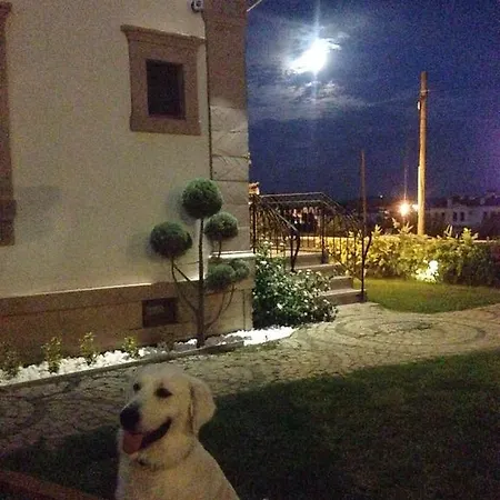 فندق Cunda Vrodi *