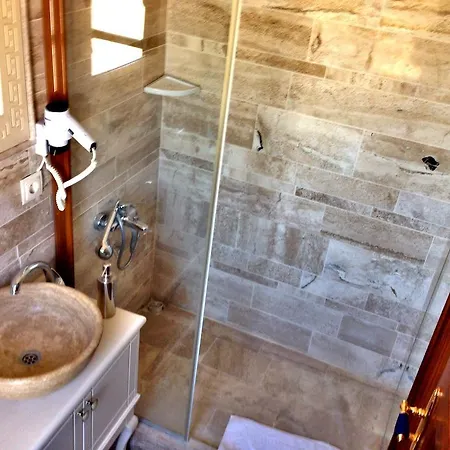 فندق Cunda Vrodi