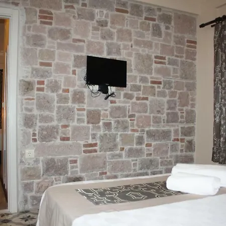 فندق Cunda Vrodi *