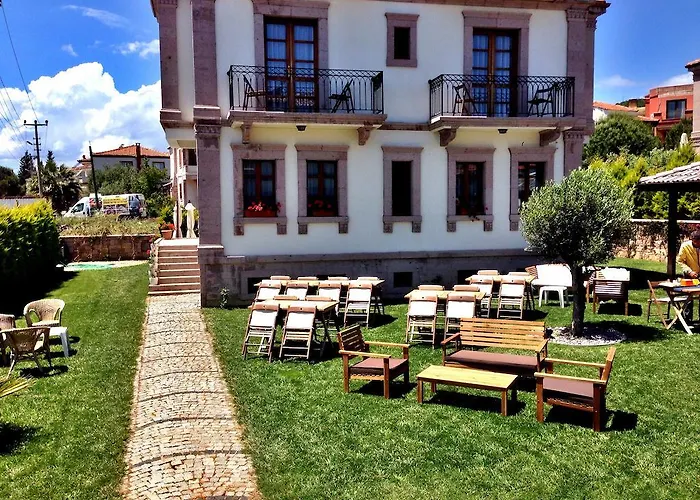 Отель Cunda Vrodi