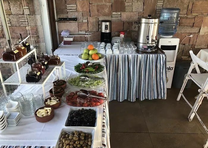 Отель Cunda Vrodi Айвалык